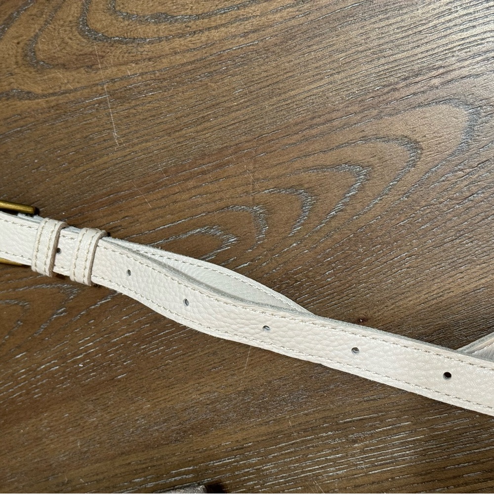 Sak Cream Pebble Leather Purse - Picture 10 of 11